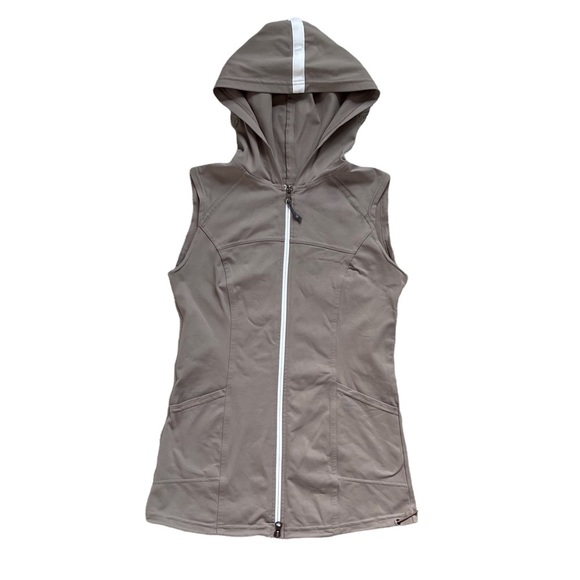 Athleta Jackets & Blazers - Athleta Vest Athletic Zip Front Tan Hooded Size XS